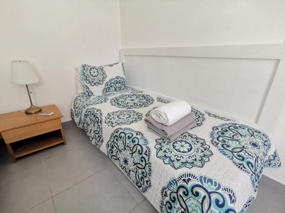 Tropicana Suites Deluxe Beach Club And Pool - Playa Los Corales Пунта Кана Екстериор снимка